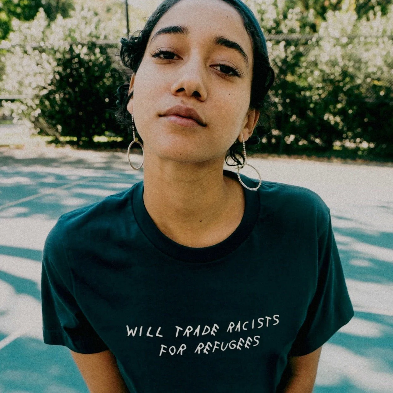 Trade Racists For Refugees Tee - Image 4